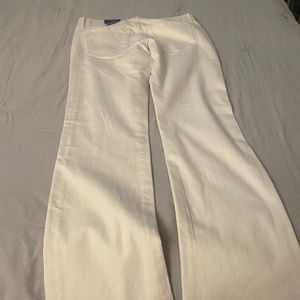 White denim jeans